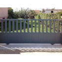 Portail Aluminium intemporel semi-ajouré sur mesure