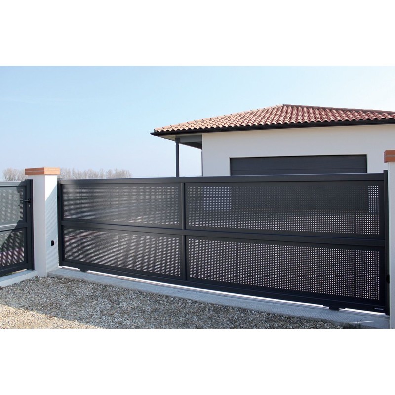 Portail plein droit : portail battant aluminium, sur mesure NATURO