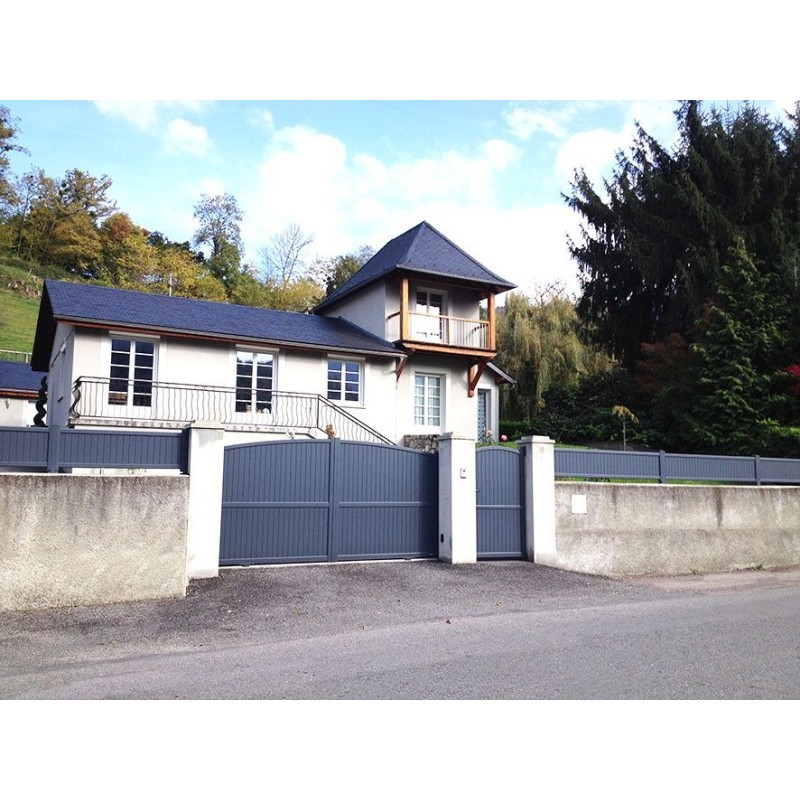 Portillon Aluminium intemporel plein sur mesure